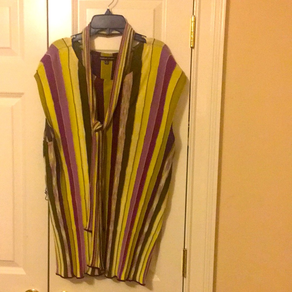 Women’s Sleeveless top by Adrienne Vittadni